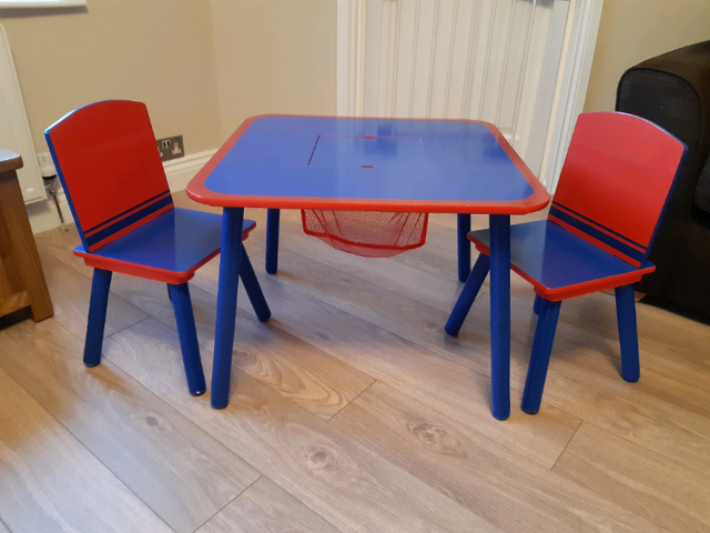 childrens table and chairs gumtree